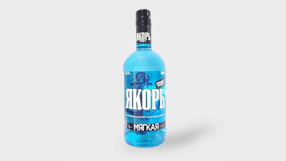 YAKOR ARAQ 700 ML